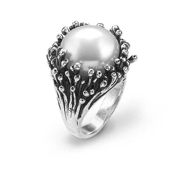 Giovanni Raspini Anemone Ring - Picture 1 of 3